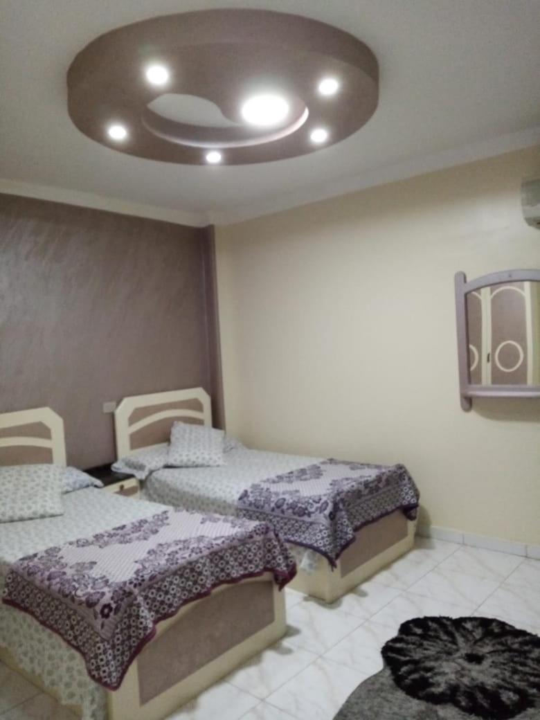 Square فندقية مكيفة باطلالة علي البحر Apartment